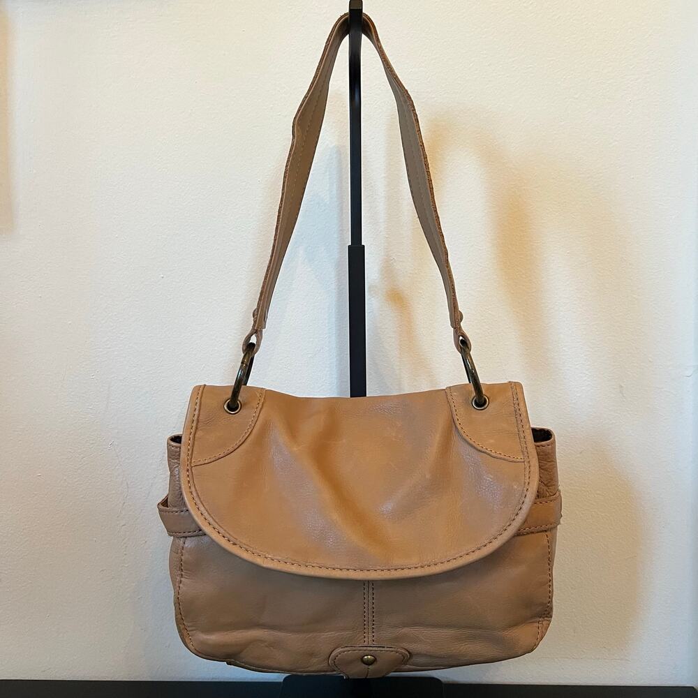 Kenneth Cole Reaction Genuine Leather Shoulder Bag Tan Handbag